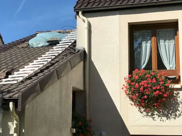 Étanchéité des noues de toiture Arbis – Rénovation 33